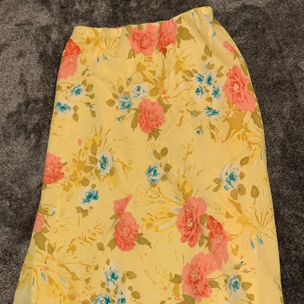 Women's Large Yellow Floral Skirt